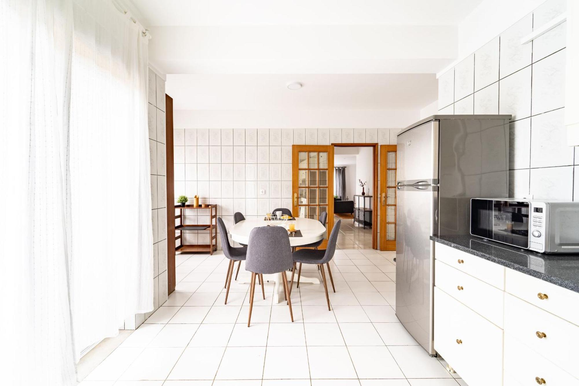 Flat Armada II - Apartamento T5 Junto Ao Bragaparque Εξωτερικό φωτογραφία